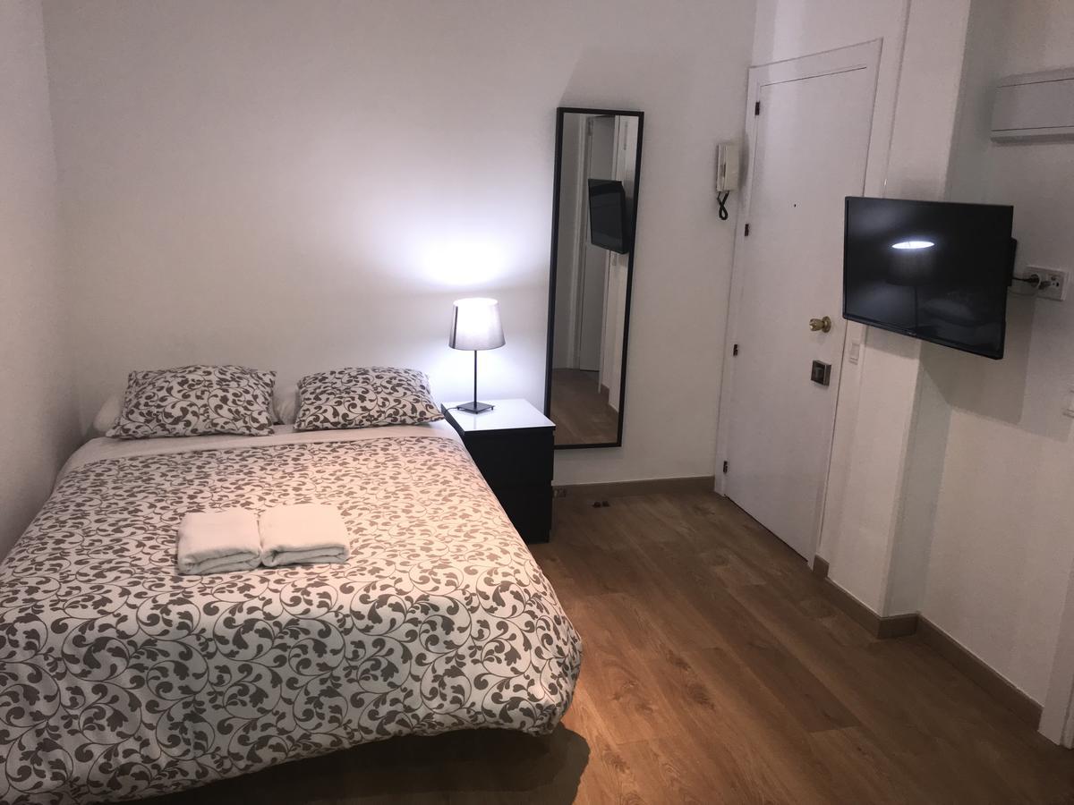 Apartamentos Arapiles Madrid Exteriér fotografie